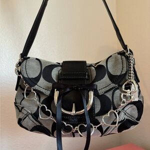 🍒Vintage Y2k Black & Gray Coach sig. Soho🖤